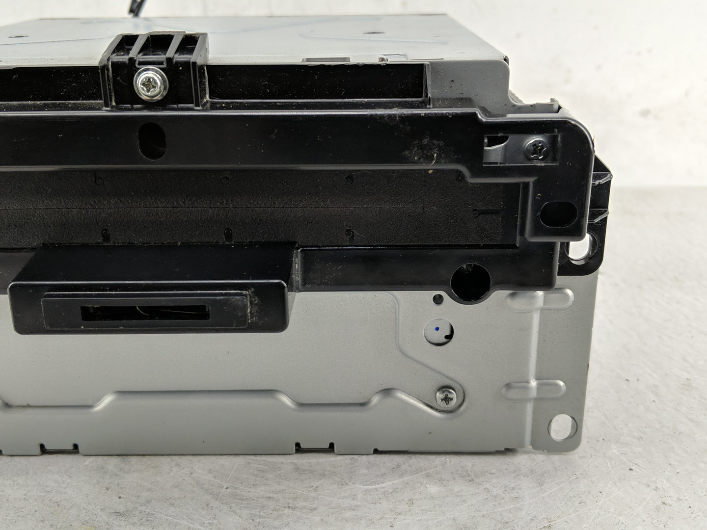 2012-2014 Chrysler 300 Radio AM FM Cd Player Receiver Replacement P/N:P05091367AI Fits Fits 2012 2013 2014 OEM Used Auto Par