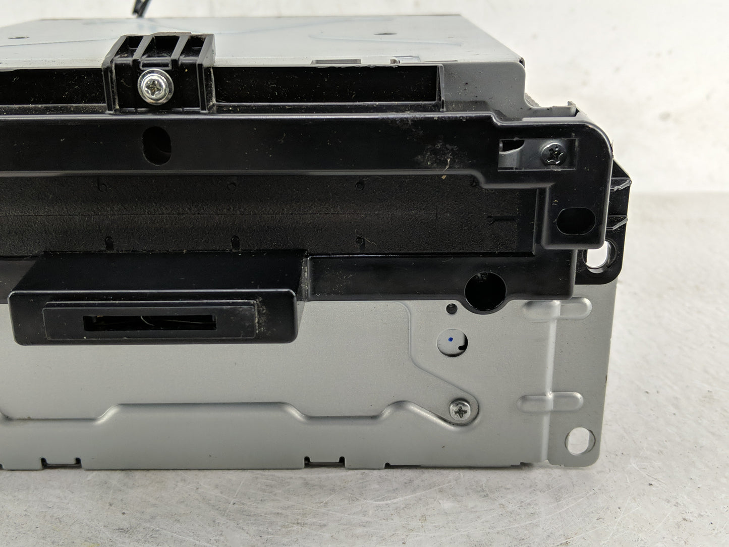 2012-2014 Chrysler 300 Radio AM FM Cd Player Receiver Replacement P/N:P05091367AI Fits Fits 2012 2013 2014 OEM Used Auto Par