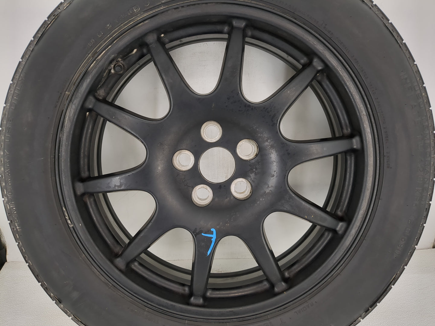 2011-2014 Chrysler 300 Spare Donut Tire Wheel Rim Oem - Oemusedautoparts1.com