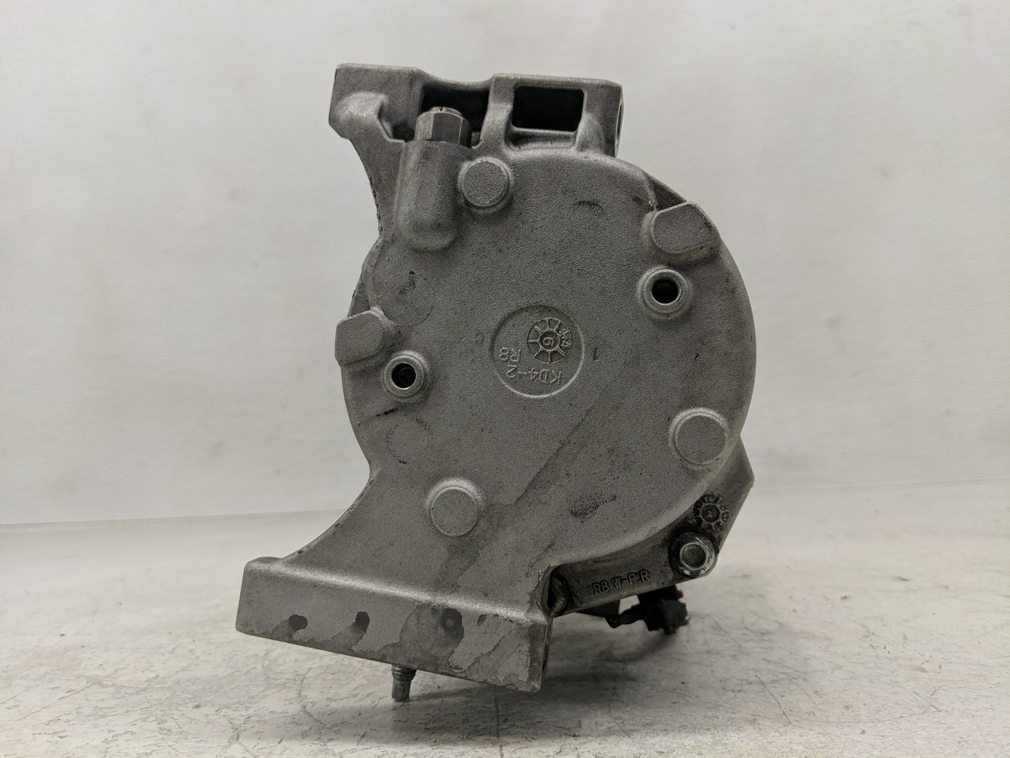 2011-2013 Chrysler 300 Air Conditioning A/c Ac Compressor Oem - Oemusedautoparts1.com