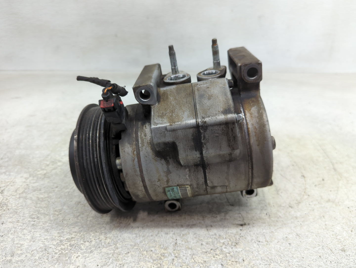 2011-2013 Chrysler 300 Air Conditioning A/c Ac Compressor Oem - Oemusedautoparts1.com