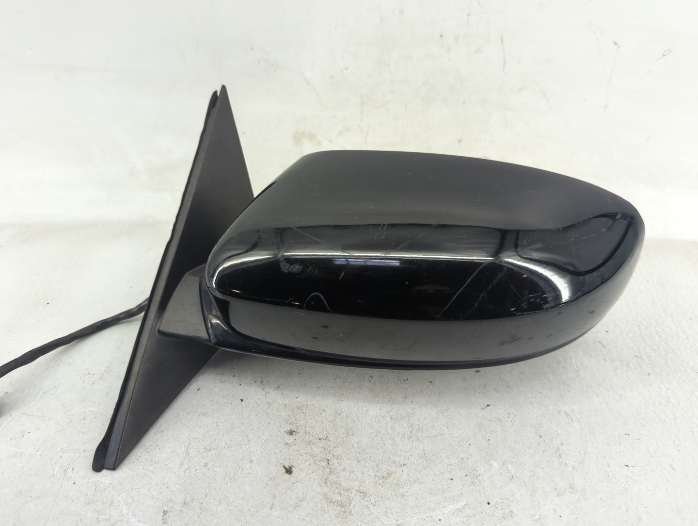 2011-2014 Chrysler 300 Driver Side View Mirror - Left Door Mirror OEM Used - Oemusedautoparts1.com
