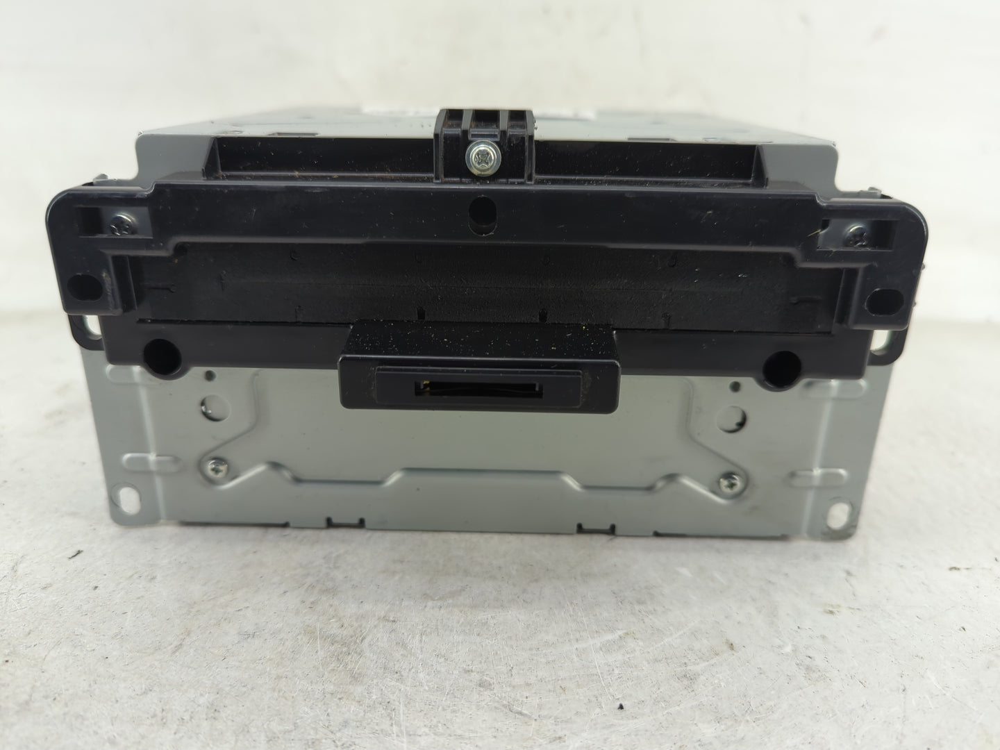 2013 Chrysler 300 Radio AM FM Cd Player Receiver Replacement P/N:P05091366AF Fits Fits 2014 OEM Used Auto Parts - Oemusedaut