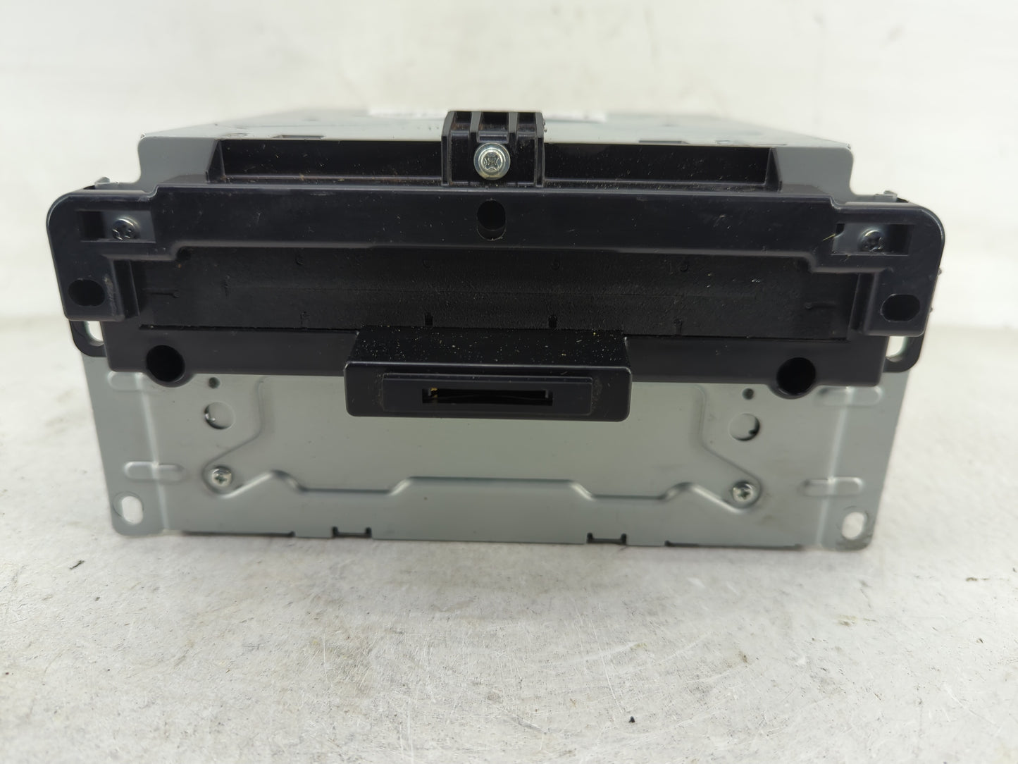 2013 Chrysler 300 Radio AM FM Cd Player Receiver Replacement P/N:P05091366AF Fits Fits 2014 OEM Used Auto Parts - Oemusedaut