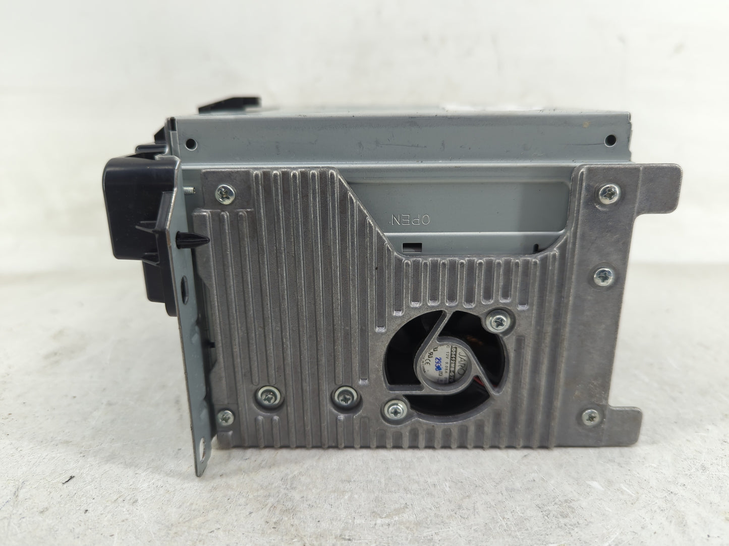 2013 Chrysler 300 Radio AM FM Cd Player Receiver Replacement P/N:P05091366AF Fits Fits 2014 OEM Used Auto Parts - Oemusedaut
