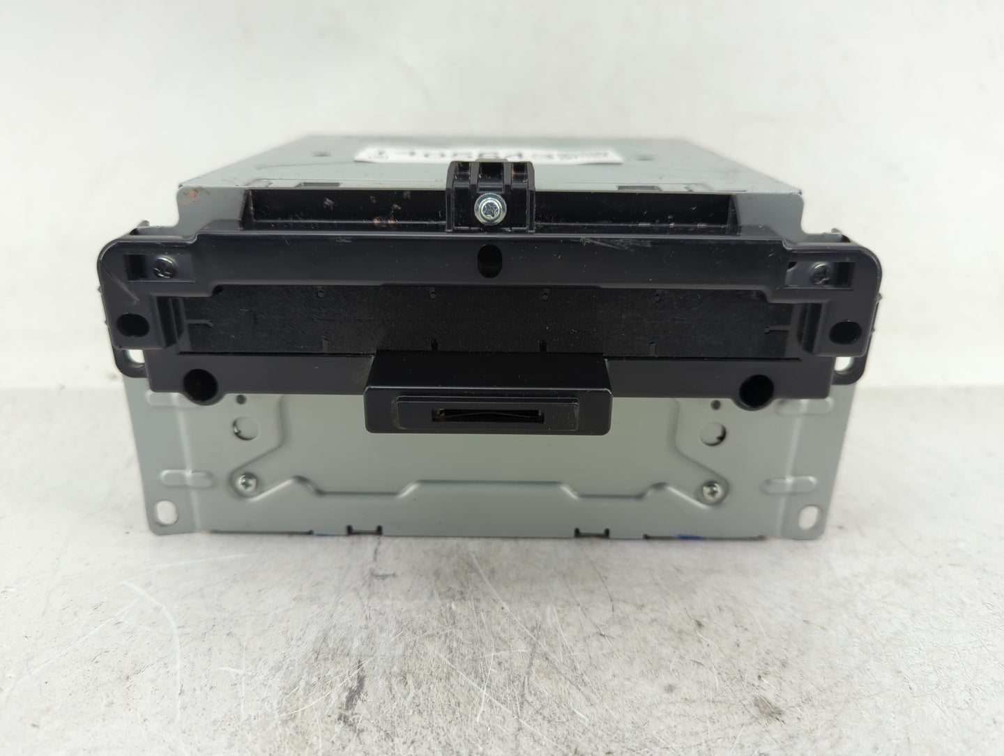 2013 Chrysler 300 Radio AM FM Cd Player Receiver Replacement P/N:05091366AF Fits OEM Used Auto Parts - Oemusedautoparts1.com