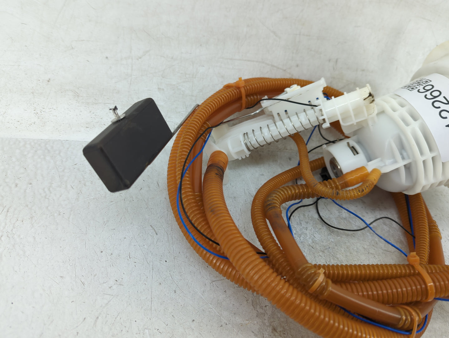 2005-2020 Chrysler 300 Electrical Gas Fuel Pump Assembly - Oemusedautoparts1.com