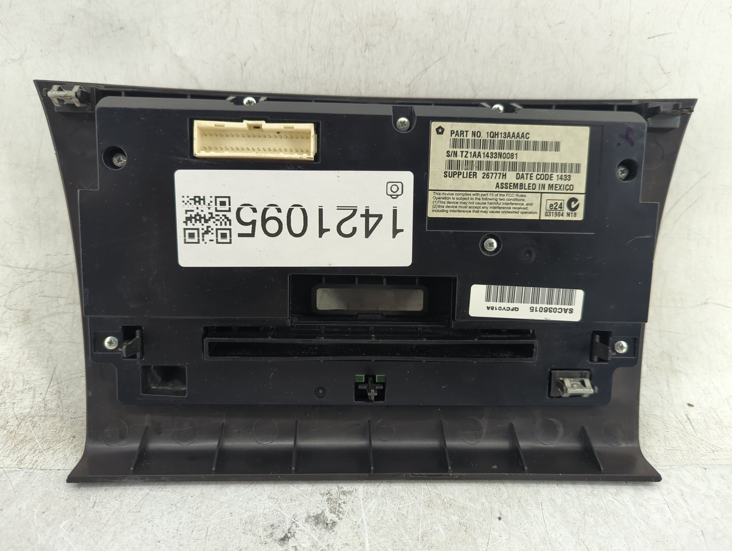 2013-2014 Chrysler 300 Climate Control Module Temperature AC/Heater Replacement P/N:1QH13AAAAC Fits Fits 2013 2014 OEM Used 