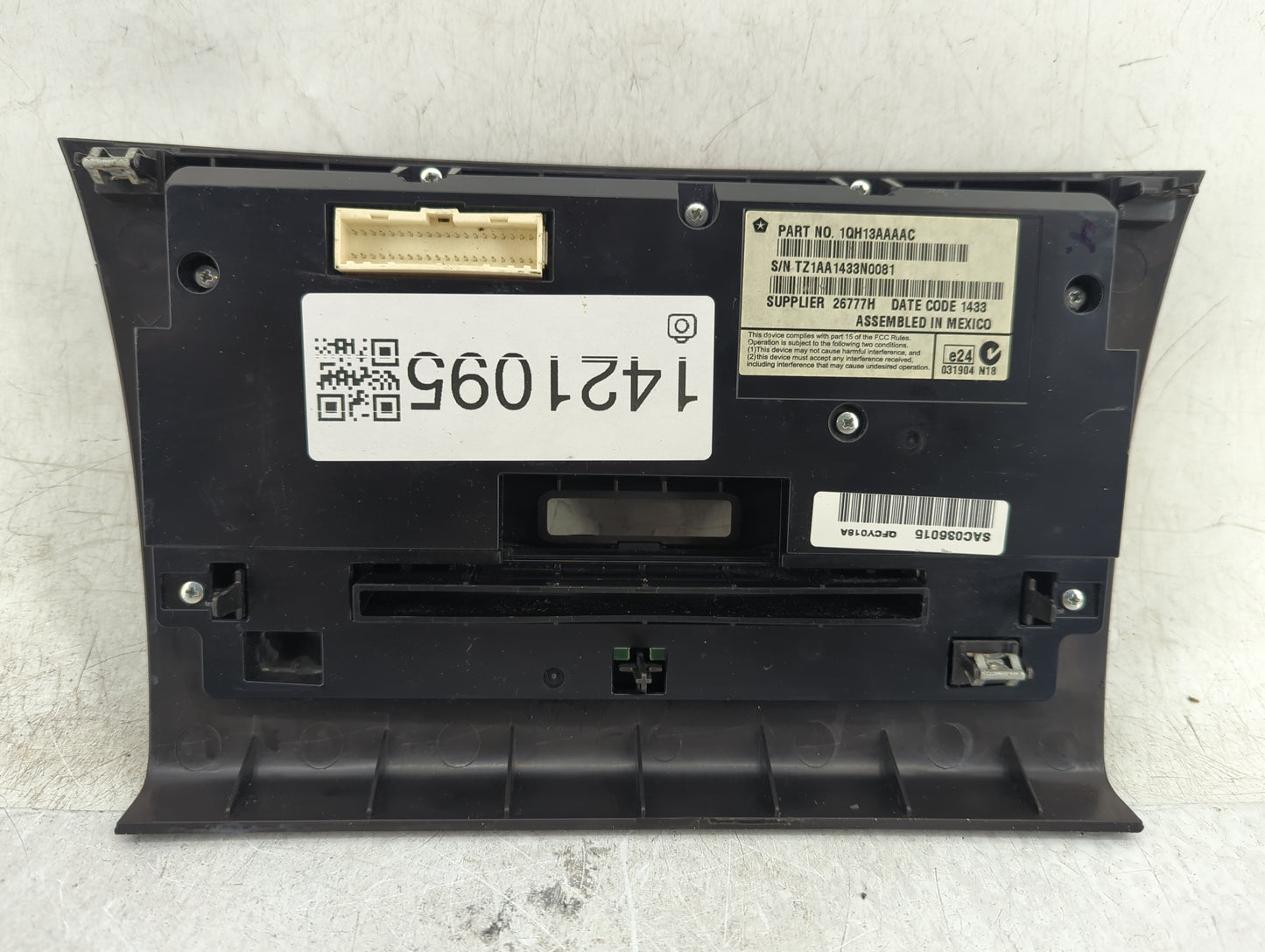 2013-2014 Chrysler 300 Climate Control Module Temperature AC/Heater Replacement P/N:1QH13AAAAC Fits Fits 2013 2014 OEM Used 