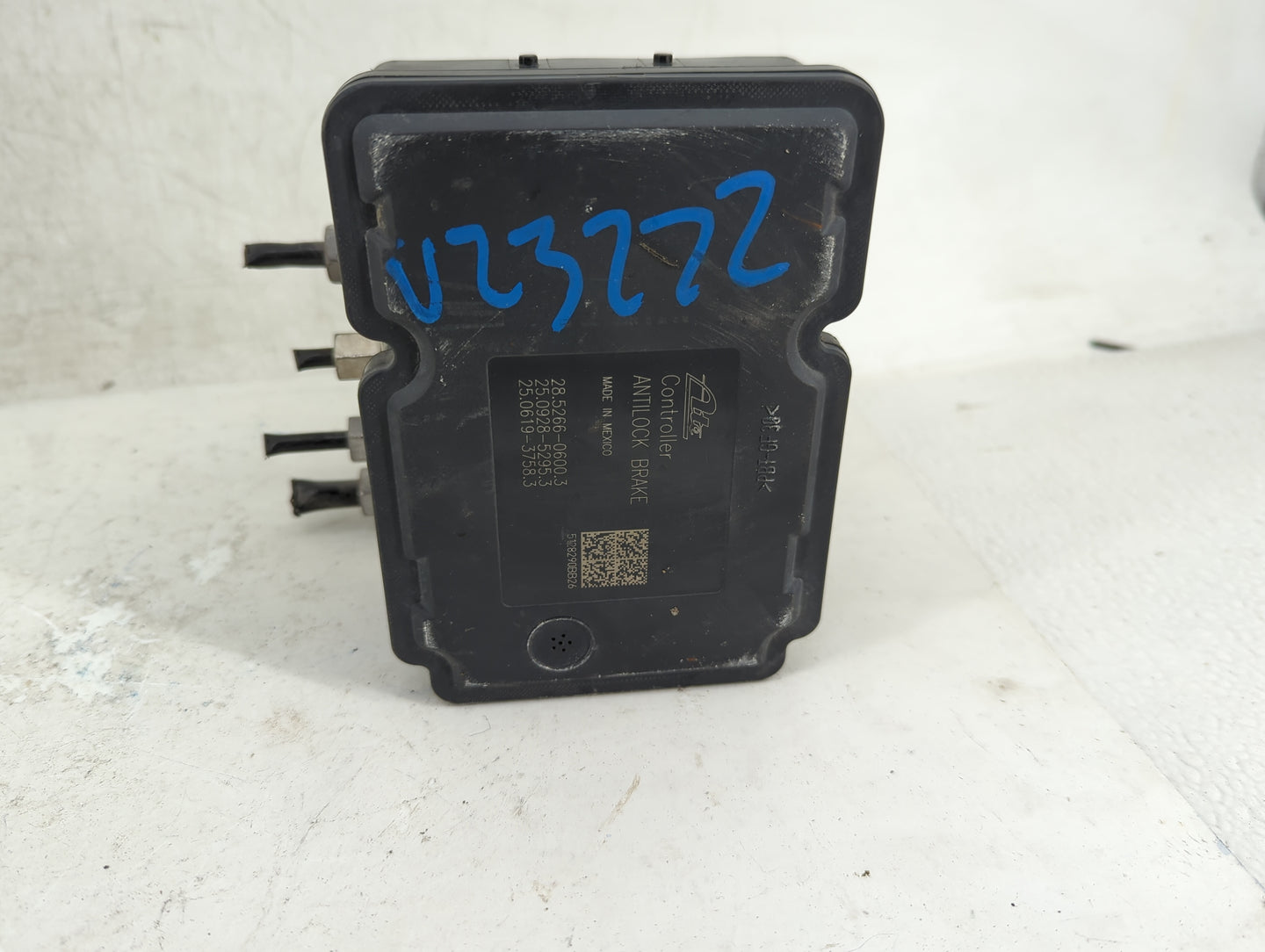 2013 Chrysler 300 ABS Pump Control Module Replacement P/N:P68155690 25.0212-1997.4, 28.5266-0600.3, 25.0928-5295.3 Fits OEM 