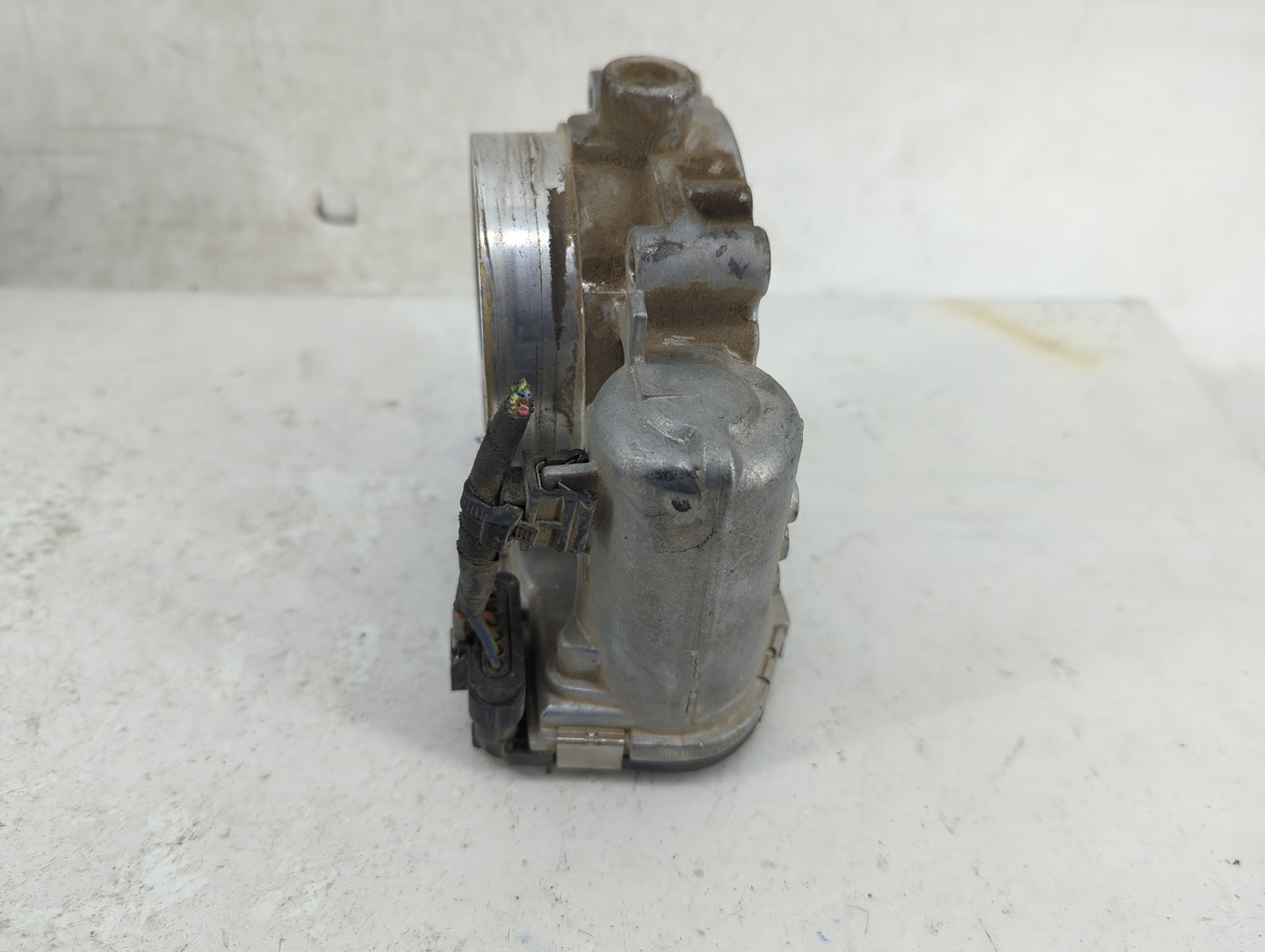 2011-2022 Chrysler 300 Throttle Body P/N:0 280 750 570 05184349AC Fits OEM Used Auto Parts - Oemusedautoparts1.com