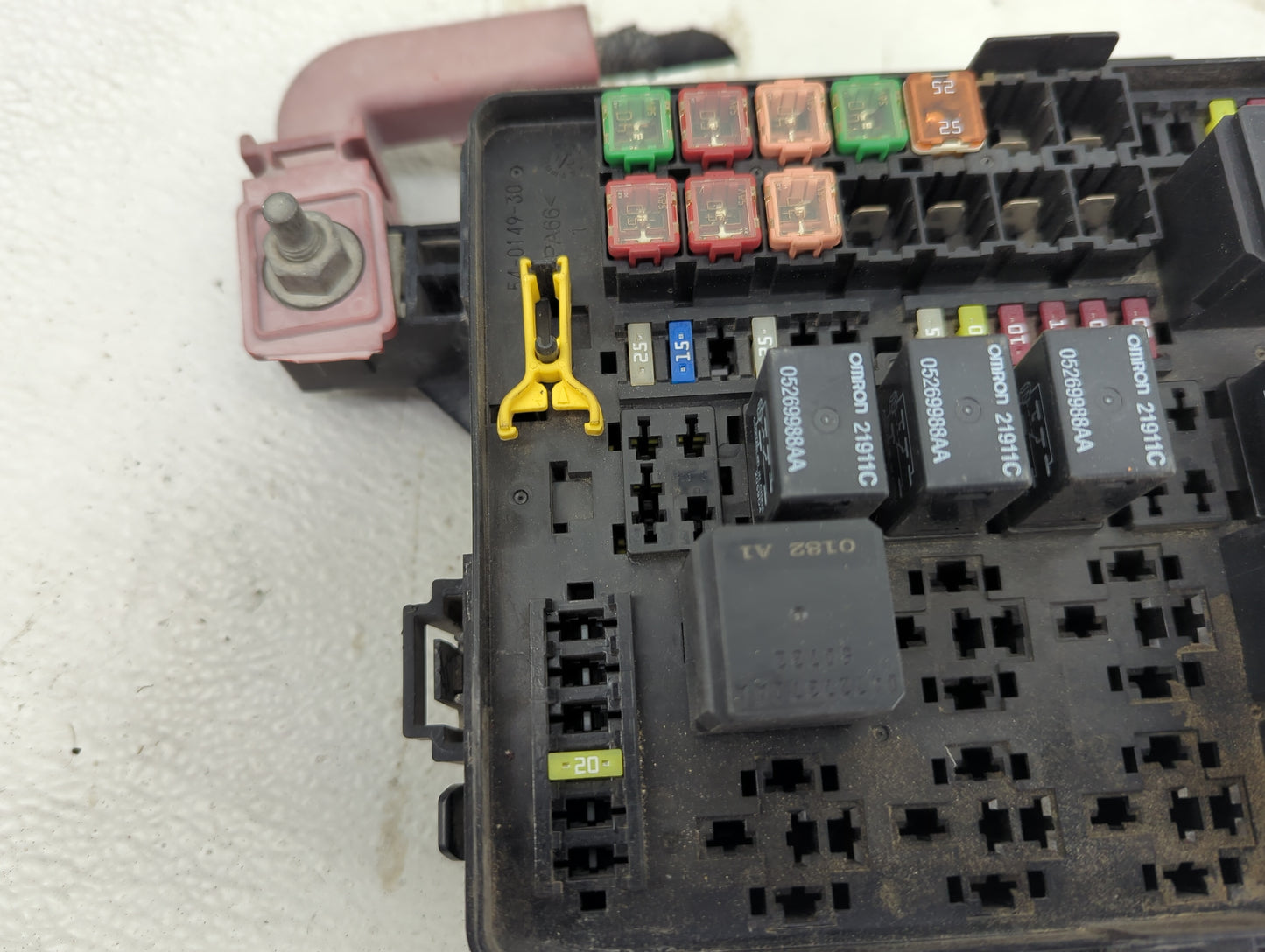 2012-2014 Chrysler 300 Fusebox Fuse Box Panel Relay Module P/N:7154-7411-30 05269988AA, 21911C Fits Fits 2012 2013 2014 OEM 