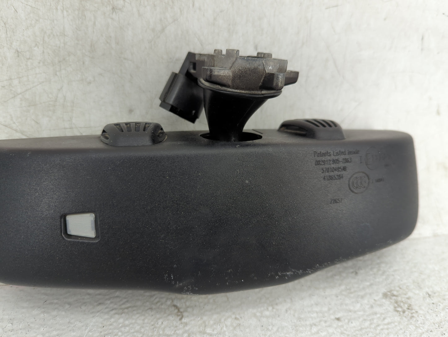 2011-2014 Chrysler 300 Interior Rear View Mirror Replacement OEM P/N:56038986AB 57010495AB Fits OEM Used Auto Parts - Oemuse