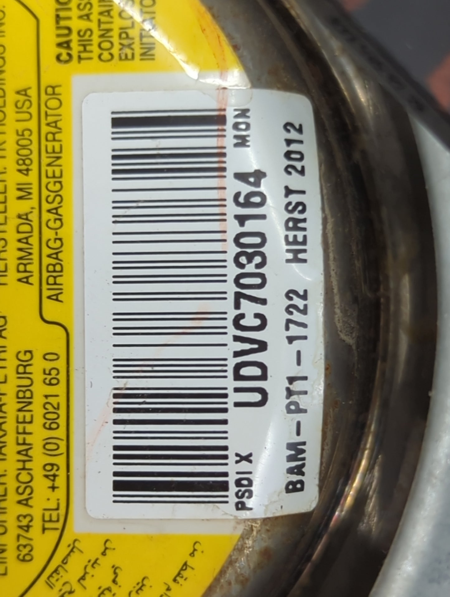 2013 Chrysler 300 Air Bag Driver Left Steering Wheel Mounted P/N:UDVC7030164 BAM-PT1-1722 Fits OEM Used Auto Parts - Oemused