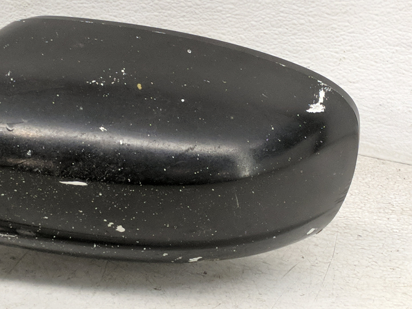 2011-2014 Chrysler 300 Driver Side View Mirror - Left Door Mirror OEM Used - Oemusedautoparts1.com