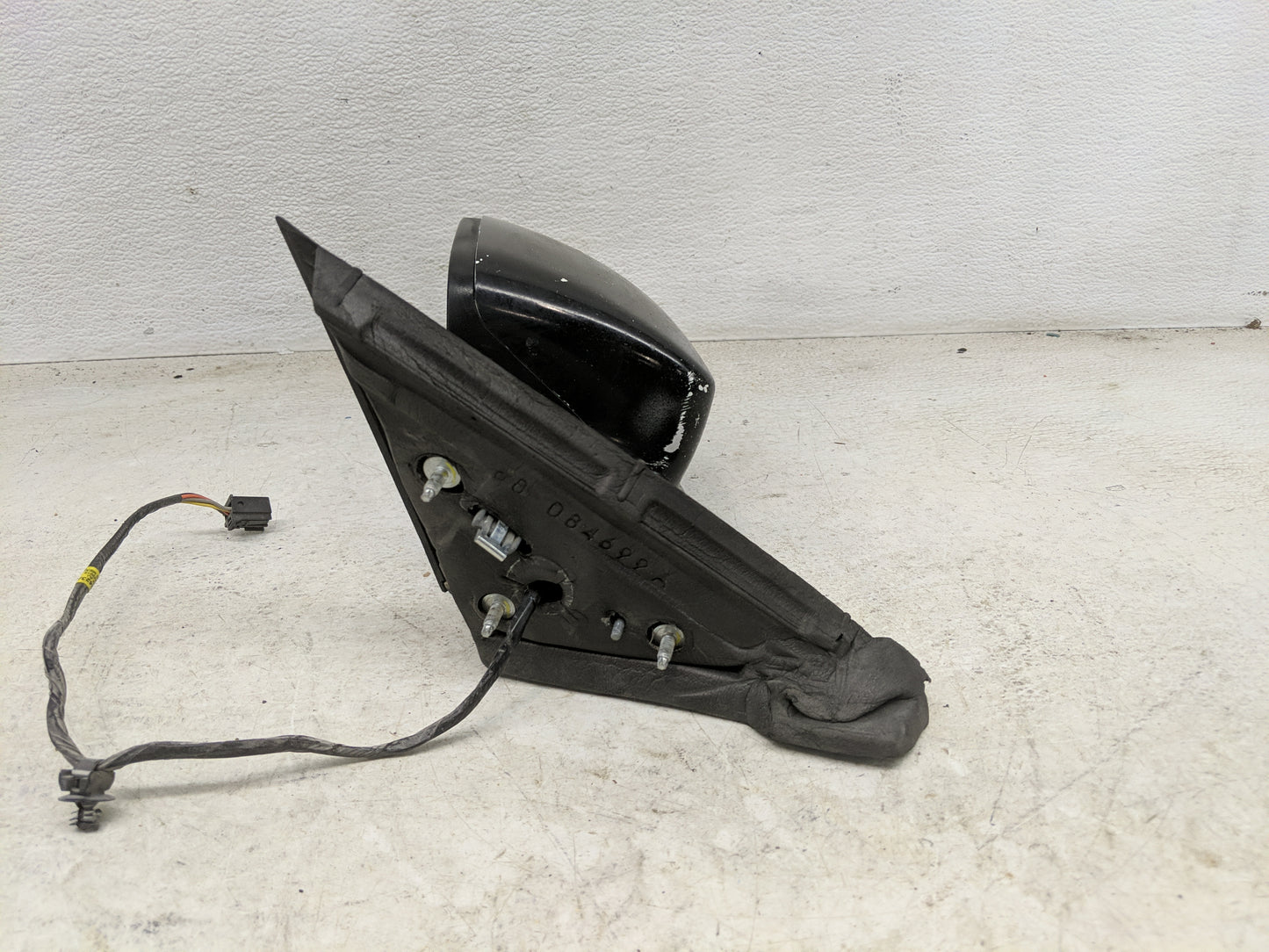 2011-2014 Chrysler 300 Driver Side View Mirror - Left Door Mirror OEM Used - Oemusedautoparts1.com