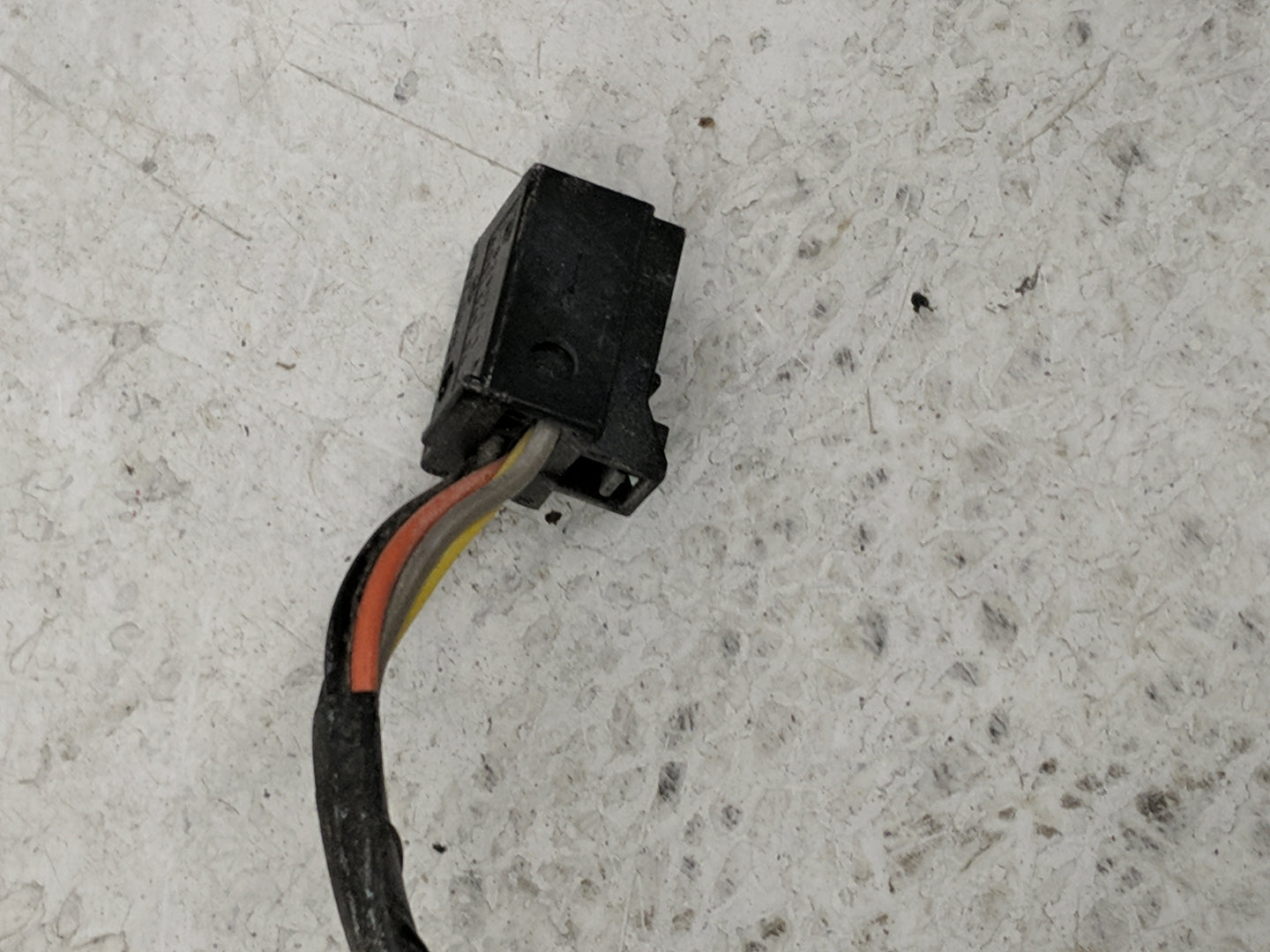 2011-2014 Chrysler 300 Driver Side View Mirror - Left Door Mirror OEM Used - Oemusedautoparts1.com