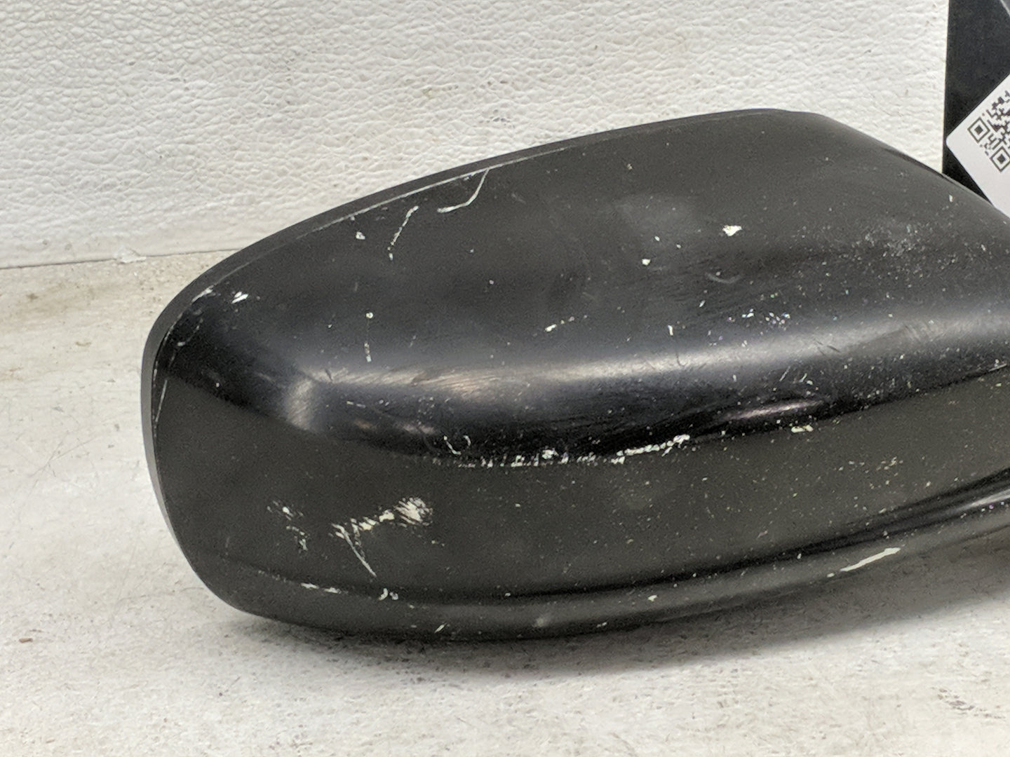 2013 Chrysler 300 Passenger Side View Mirror - Right Door Mirror OEM Used - Oemusedautoparts1.com