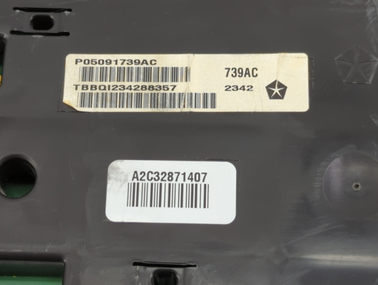 2013 Chrysler 300 Instrument Cluster Speedometer Gauges P/N:P05091739AC Fits OEM Used Auto Parts - Oemusedautoparts1.com