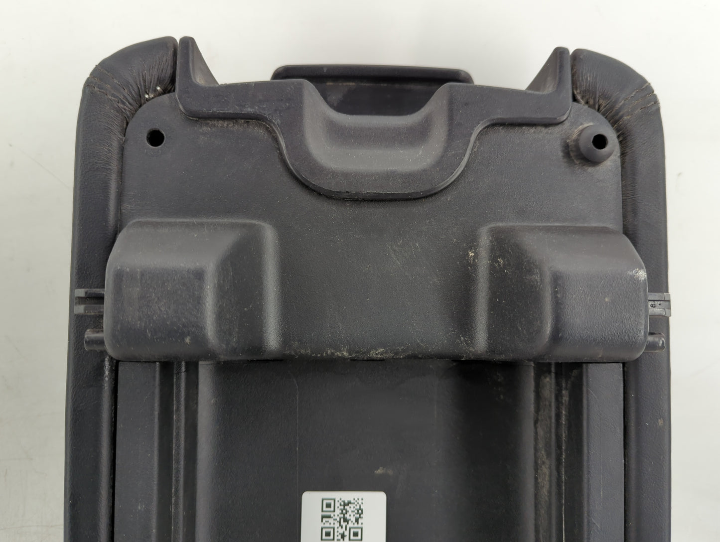 2013 Chrysler 300 Center Console Armrest Cover Lid Fits OEM Used Auto Parts - Oemusedautoparts1.com
