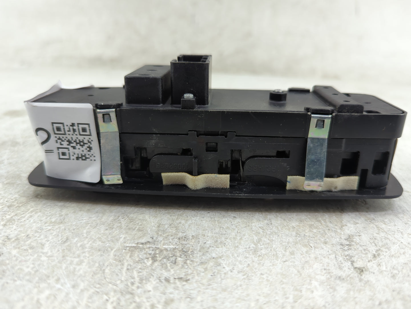2011-2014 Chrysler 300 Master Power Window Switch Replacement Driver Side Left P/N:68139805AB Fits OEM Used Auto Parts - Oem