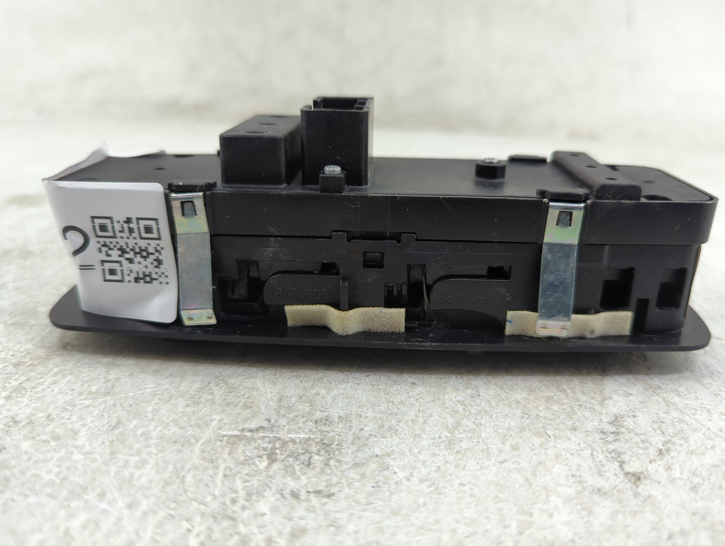2011-2014 Chrysler 300 Master Power Window Switch Replacement Driver Side Left P/N:68139805AB Fits OEM Used Auto Parts - Oem