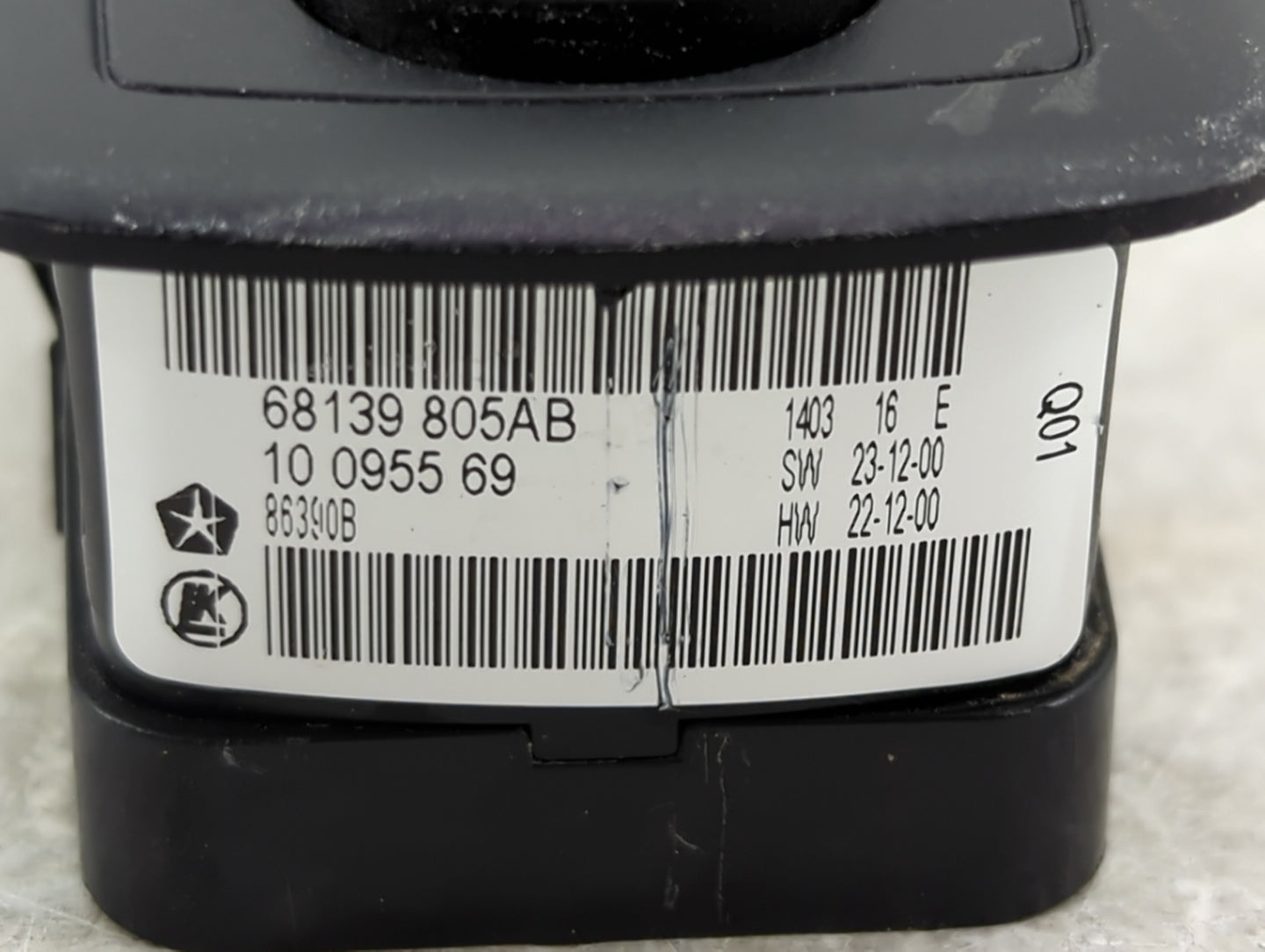 2011-2014 Chrysler 300 Master Power Window Switch Replacement Driver Side Left P/N:68139805AB Fits OEM Used Auto Parts - Oem