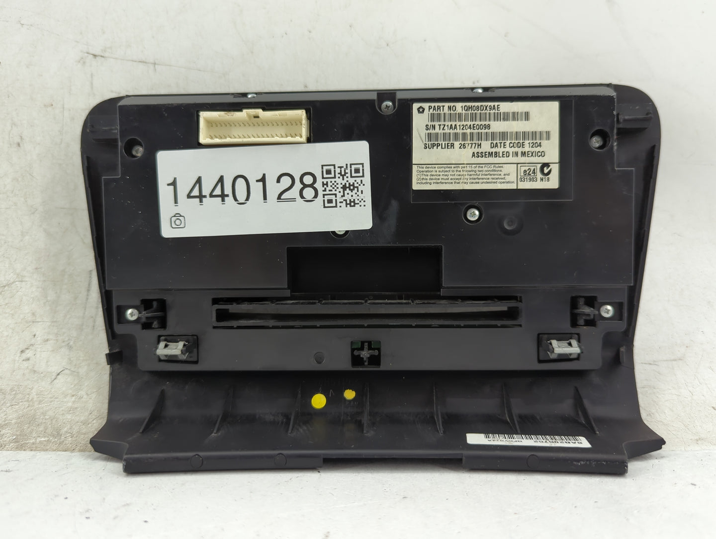 2013-2014 Chrysler 300 Climate Control Module Temperature AC/Heater Replacement P/N:1QH13AAAAC Fits Fits 2013 2014 OEM Used 