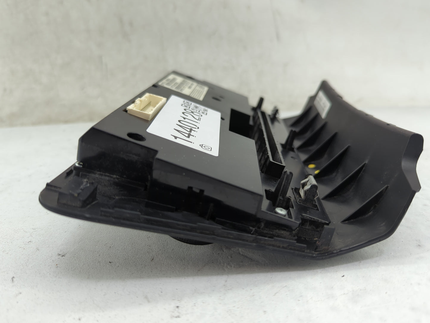 2013-2014 Chrysler 300 Climate Control Module Temperature AC/Heater Replacement P/N:1QH13AAAAC Fits Fits 2013 2014 OEM Used 