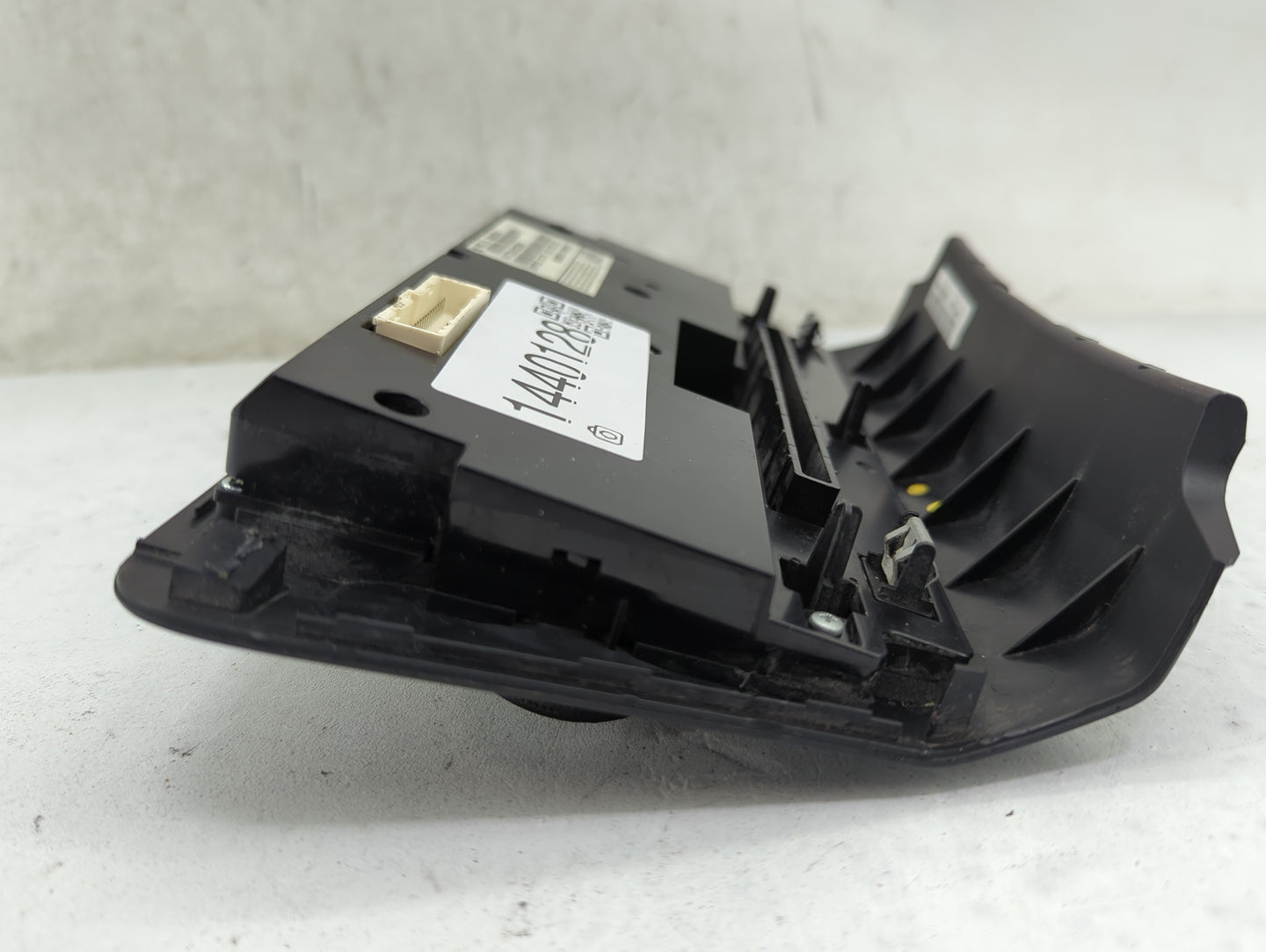 2013-2014 Chrysler 300 Climate Control Module Temperature AC/Heater Replacement P/N:1QH13AAAAC Fits Fits 2013 2014 OEM Used 
