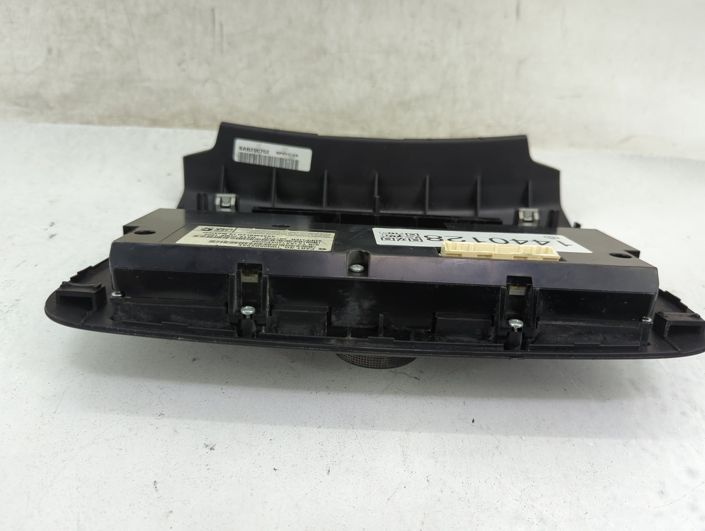 2013-2014 Chrysler 300 Climate Control Module Temperature AC/Heater Replacement P/N:1QH13AAAAC Fits Fits 2013 2014 OEM Used 