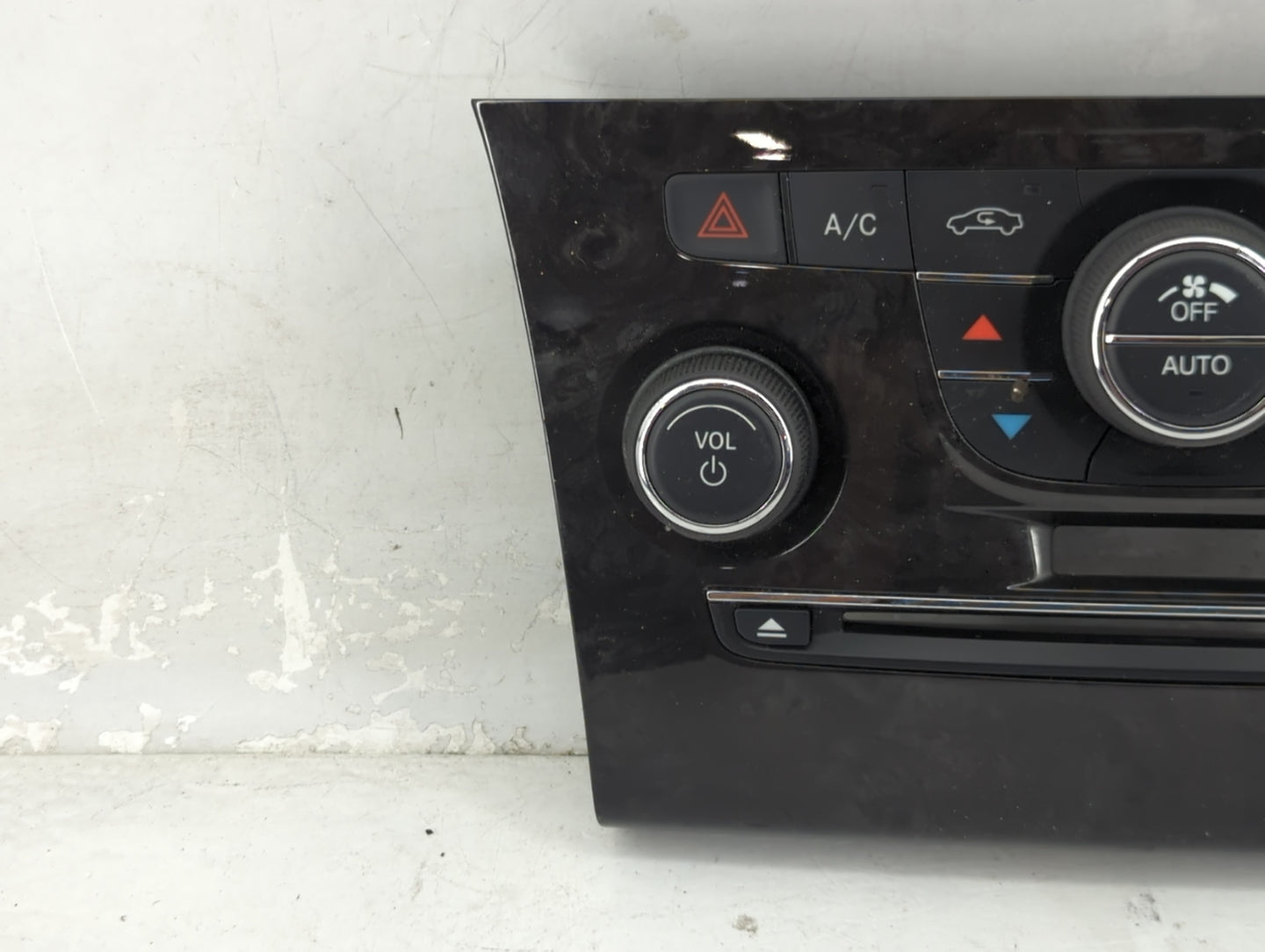 2013-2014 Chrysler 300 Climate Control Module Temperature AC/Heater Replacement P/N:1QH13AAAAC Fits Fits 2013 2014 OEM Used 