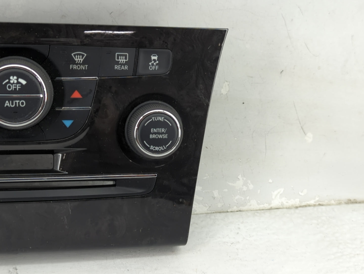 2013-2014 Chrysler 300 Climate Control Module Temperature AC/Heater Replacement P/N:1QH13AAAAC Fits Fits 2013 2014 OEM Used 
