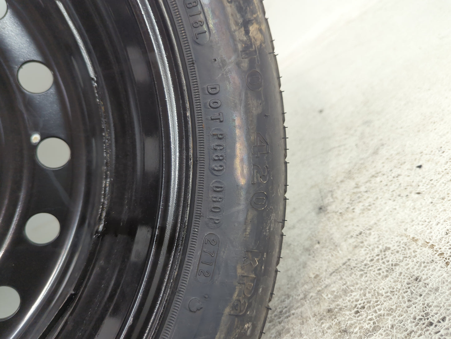 2005-2022 Chrysler 300 Spare Donut Tire Wheel Rim Oem 1462008 - Oemusedautoparts1.com