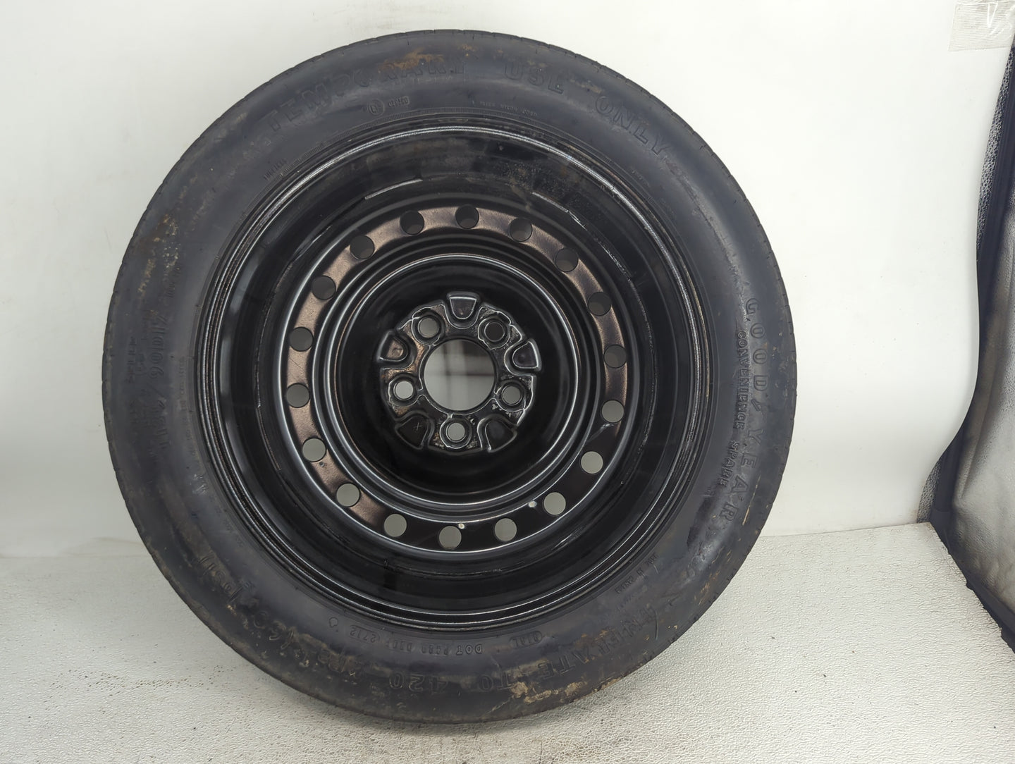 2005-2022 Chrysler 300 Spare Donut Tire Wheel Rim Oem 1462008 - Oemusedautoparts1.com