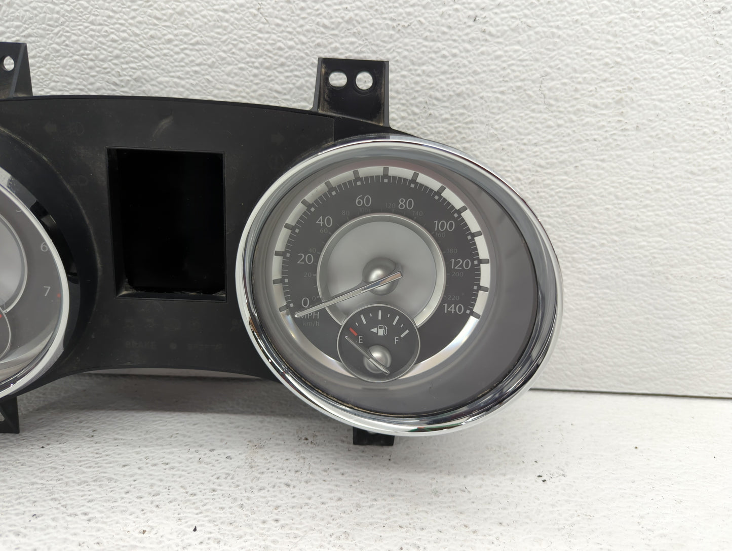 2011-2014 Chrysler 300 Axle Shaft Front Passenger Cv C/v - Oemusedautoparts1.com