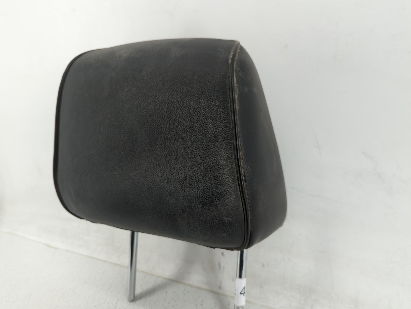 2011-2014 Chrysler 300 Headrest Head Rest Front Driver Passenger Seat - Oemusedautoparts1.com