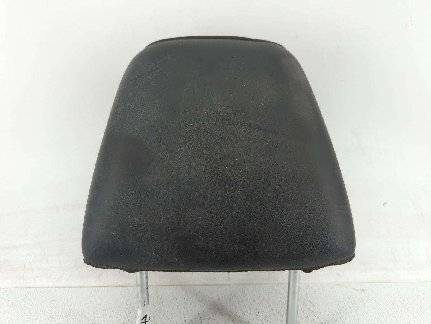 2011-2014 Chrysler 300 Headrest Head Rest Front Driver Passenger Seat - Oemusedautoparts1.com