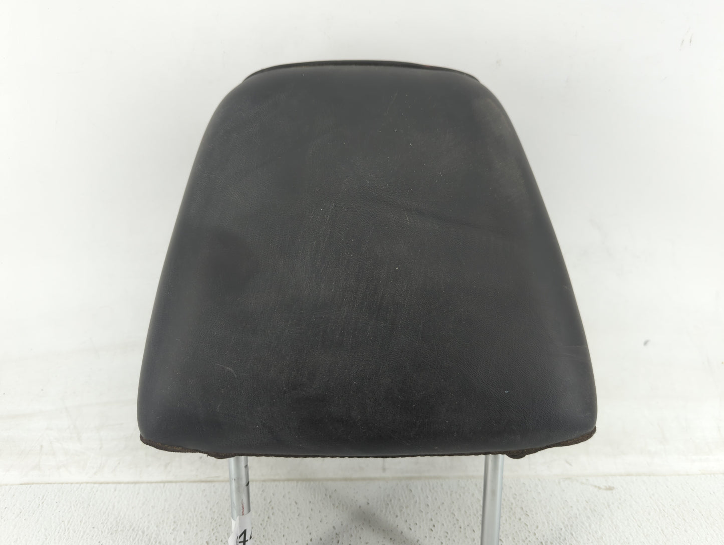 2011-2014 Chrysler 300 Headrest Head Rest Front Driver Passenger Seat - Oemusedautoparts1.com