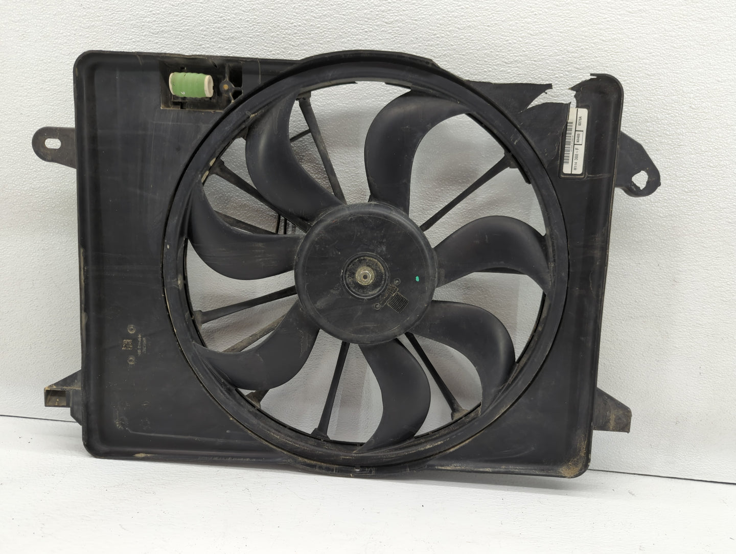 2011-2022 Chrysler 300 Left Radiator Fan Motor Assembly - Oemusedautoparts1.com