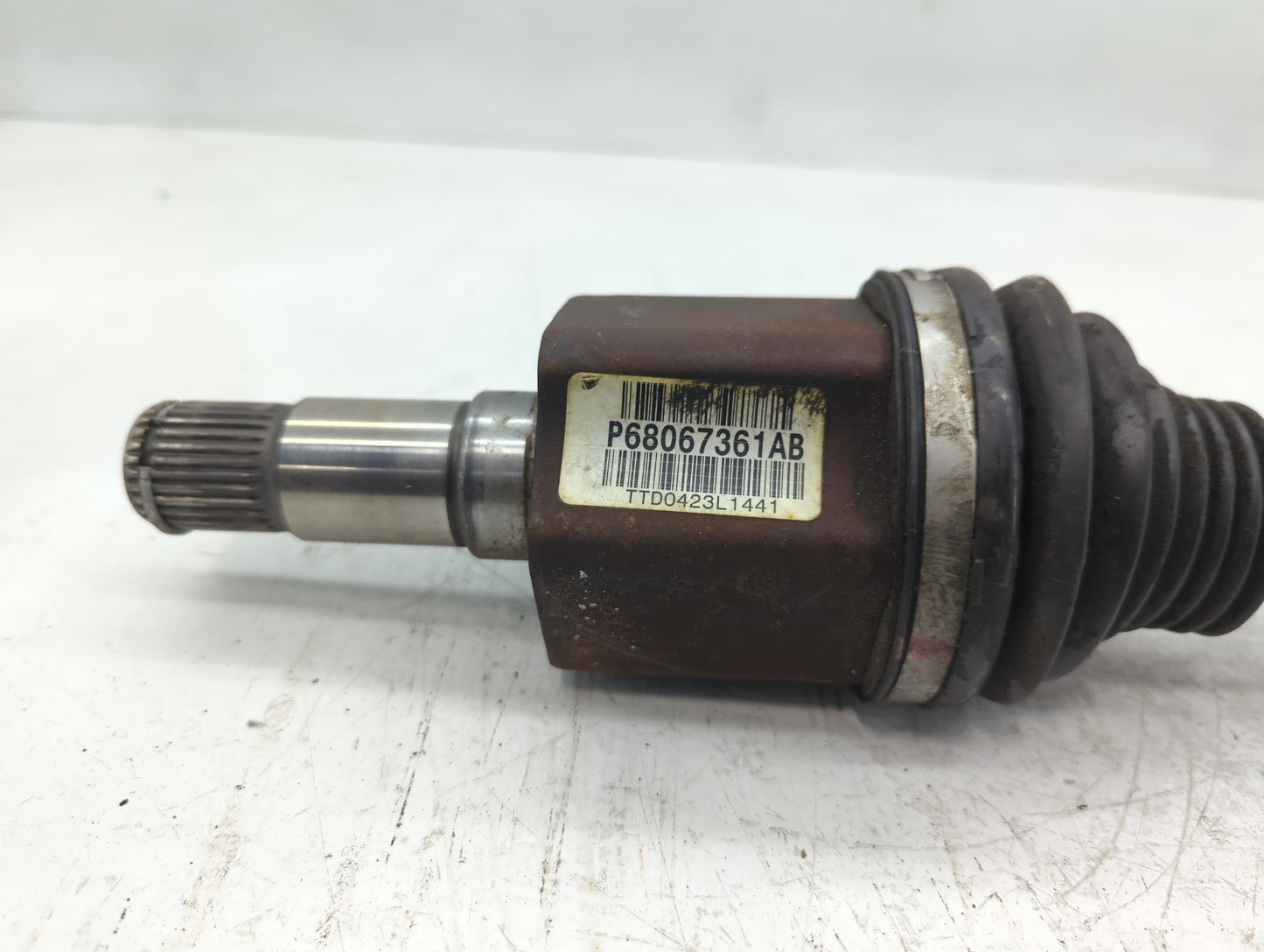 Chrysler 300 Axle Shaft Front Driver Cv C/v - Oemusedautoparts1.com