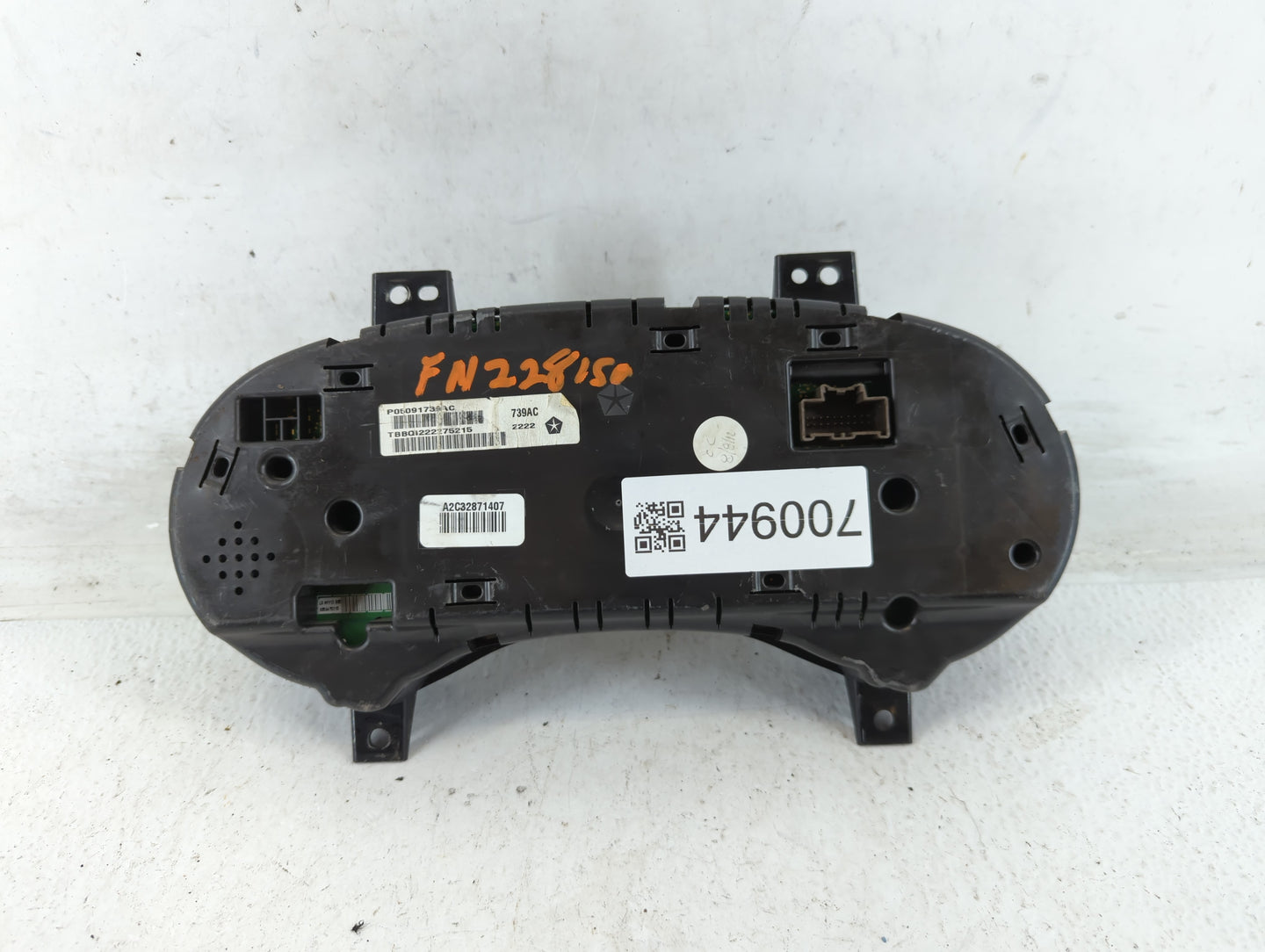 2013 Chrysler 300 Instrument Cluster Speedometer Gauges P/N:A2C32871407 P05091739AC Fits OEM Used Auto Parts - Oemusedautopa