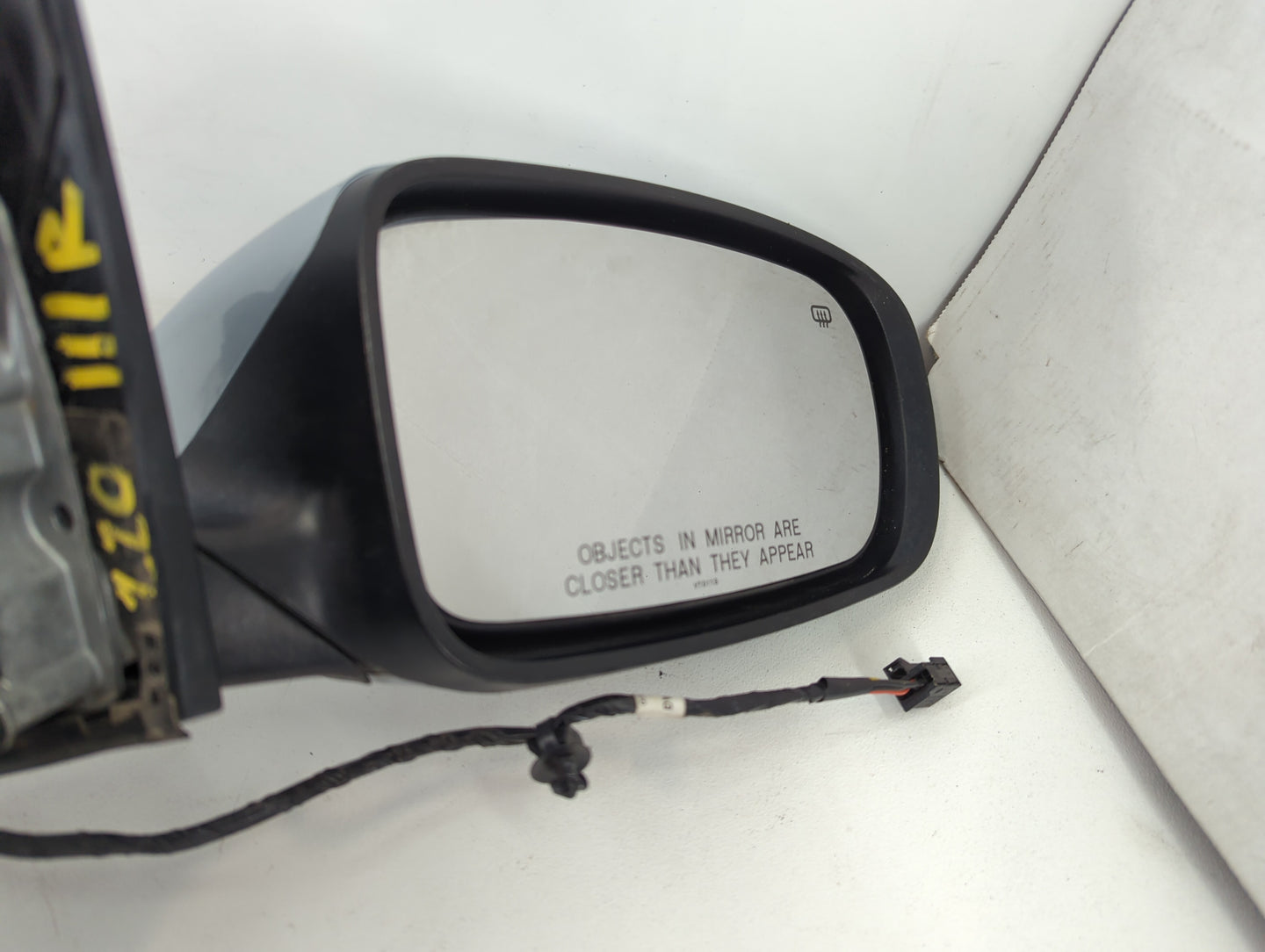 2012-2014 Chrysler 300 Passenger Side View Mirror - Right Door Mirror OEM Used - Oemusedautoparts1.com