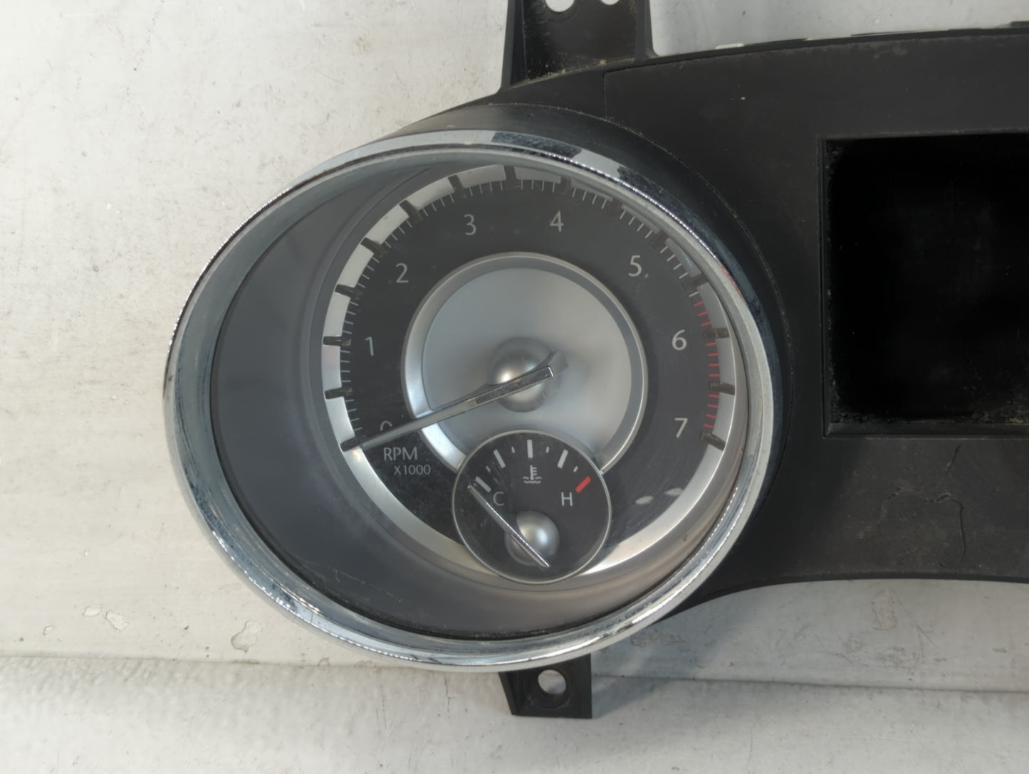 2013 Chrysler 300 Instrument Cluster Speedometer Gauges P/N:P05091740AD Fits OEM Used Auto Parts - Oemusedautoparts1.com