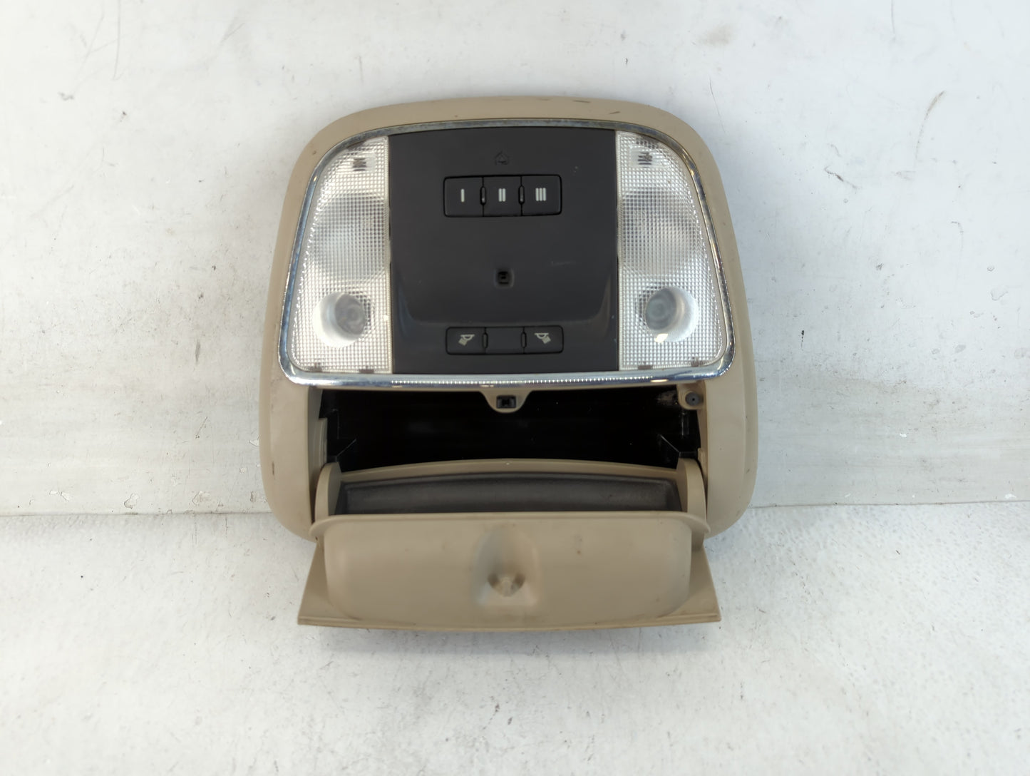 2013 Chrysler 300 Overhead Roof Console Interior Dome Light - Oemusedautoparts1.com