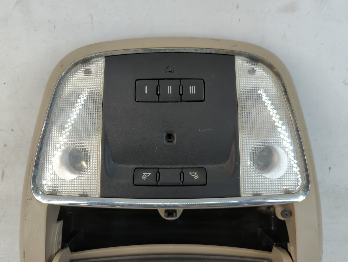 2013 Chrysler 300 Overhead Roof Console Interior Dome Light - Oemusedautoparts1.com
