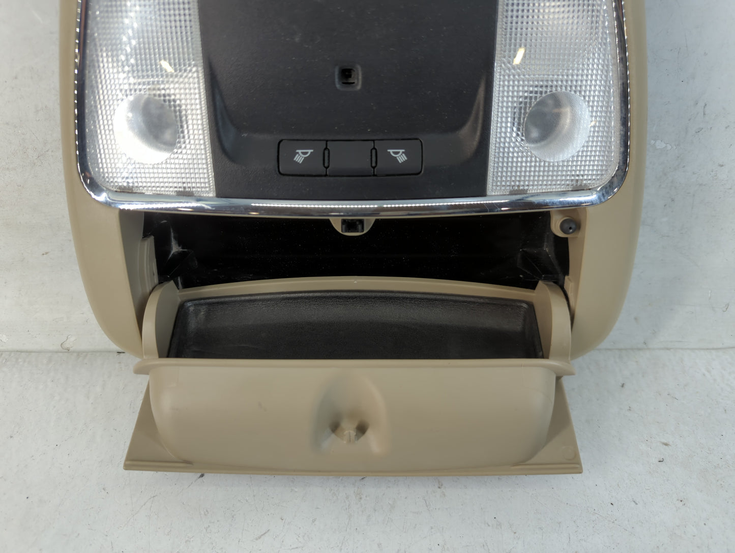 2013-2014 Chrysler 300 Overhead Roof Console 838913 - Oemusedautoparts1.com