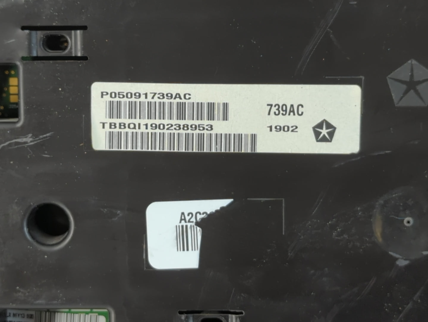 2013 Chrysler 300 Instrument Cluster Speedometer Gauges P/N:P05091739AC Fits OEM Used Auto Parts - Oemusedautoparts1.com