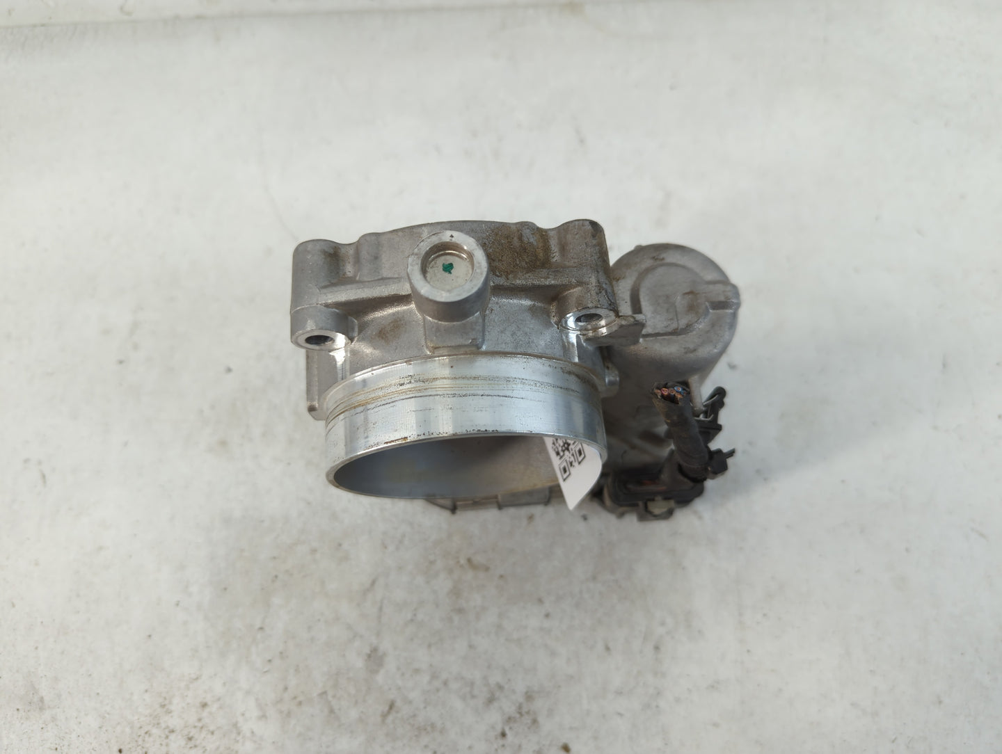 2011-2022 Chrysler 300 Throttle Body P/N:05184349AC Fits Fits 2011 2012 2013 2014 2015 2016 2017 2018 2019 2020 2021 2022 OE
