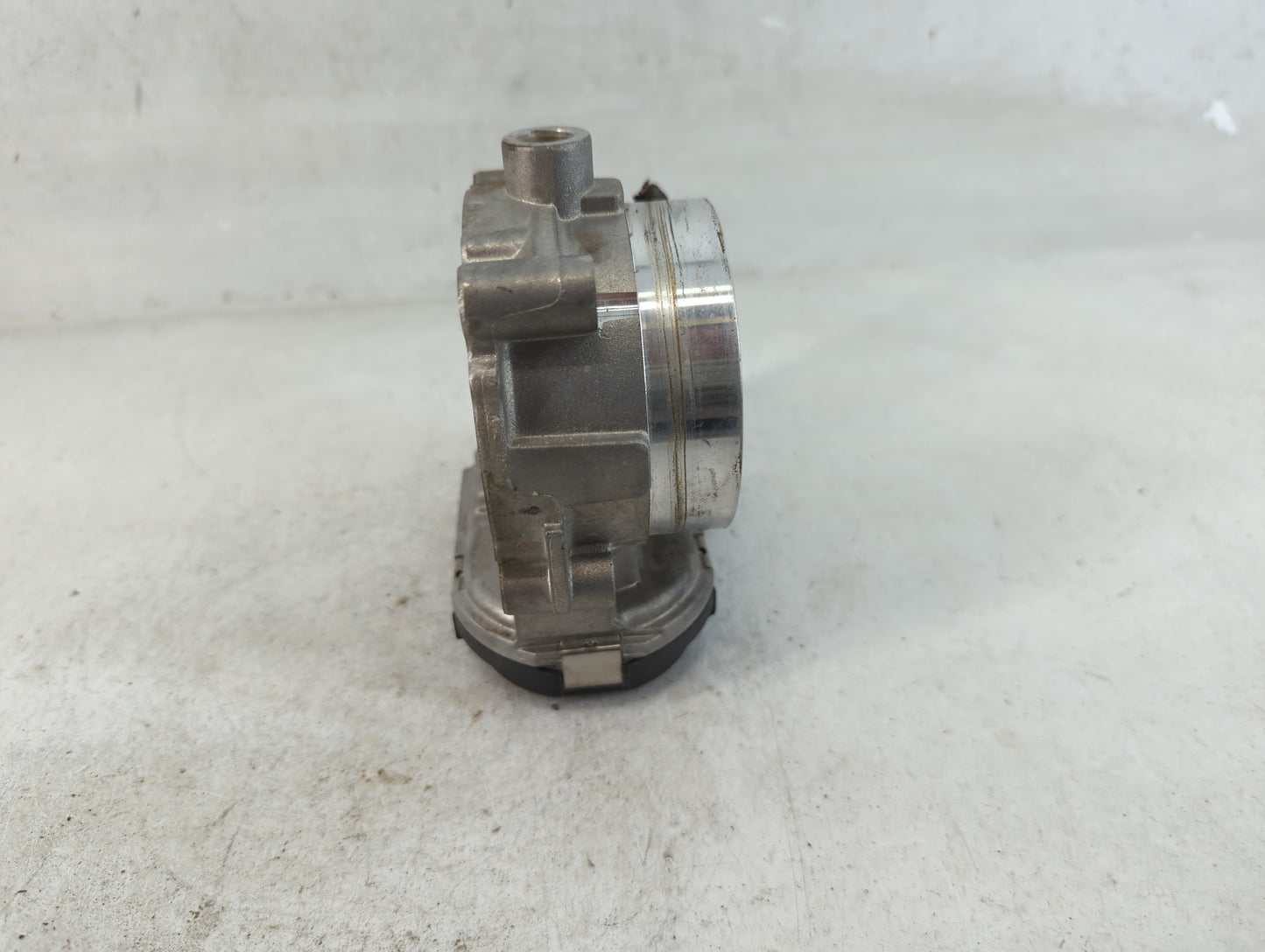 2011-2022 Chrysler 300 Throttle Body P/N:05184349AC Fits Fits 2011 2012 2013 2014 2015 2016 2017 2018 2019 2020 2021 2022 OE